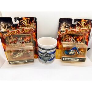 West Coast Choppers Jesse James Diecast Bikes & Orange County Choppers Mug‎ Set